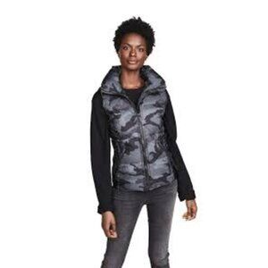 SAM - Camo Freedom Puffer Vest  Women's  Camouflage Gray Size L